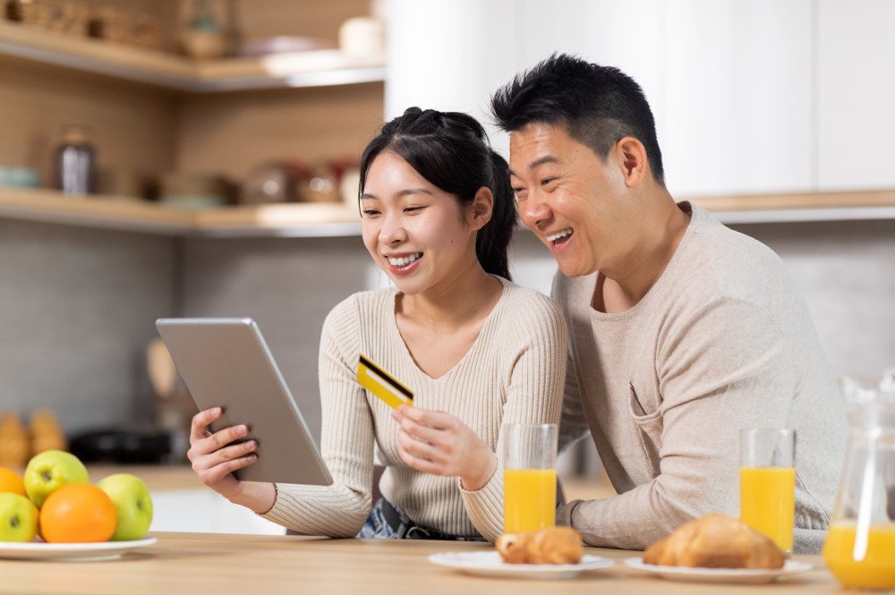 年会費を抑えながら利用できるセゾンアメックスカード